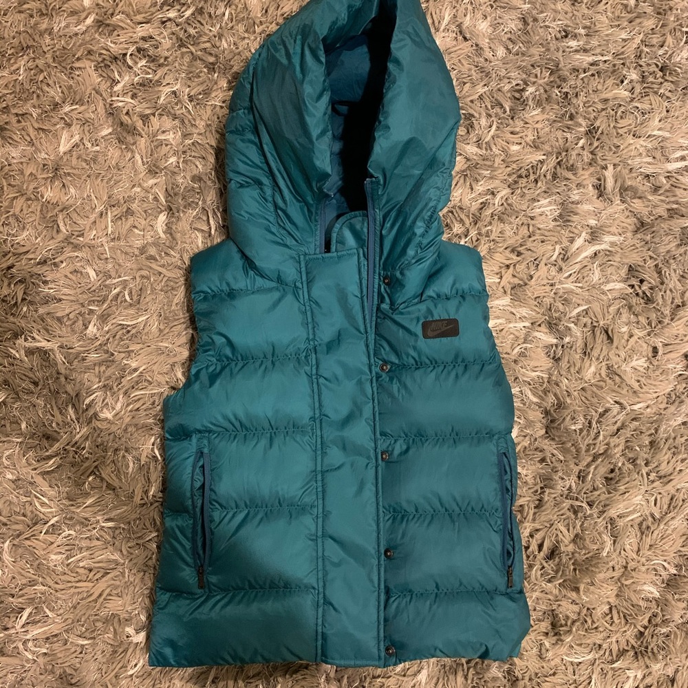 nike vest